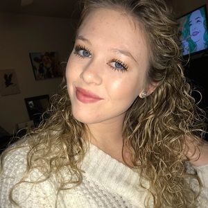 Meet your Posher, Carter